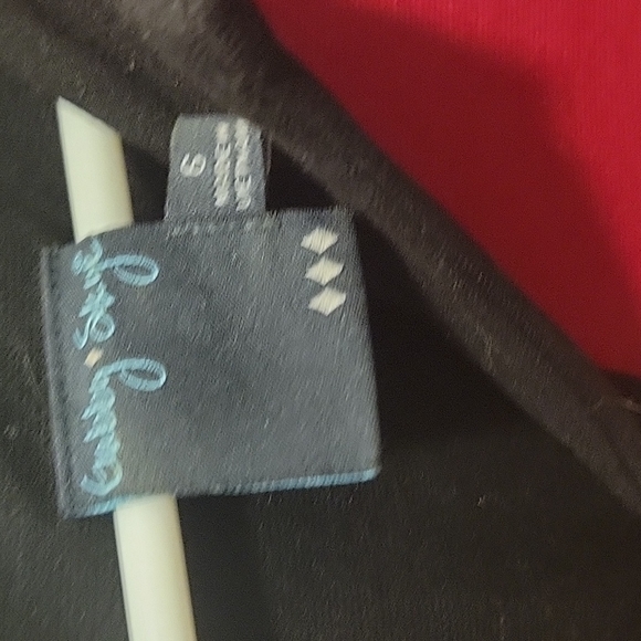 Gabby Skye RED and Black Business dress - Picture 2 of 3